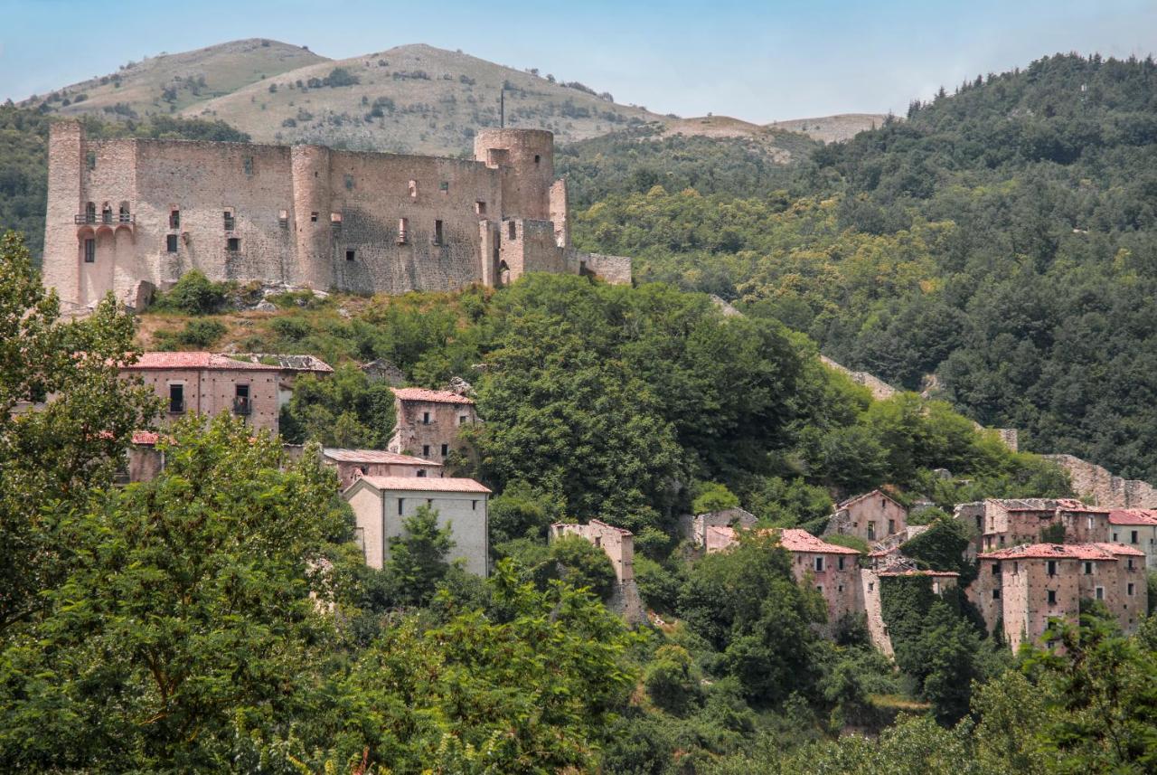 B&B La Voce Del Fiume Dimora Storica Di Charme Brienza Exterior photo